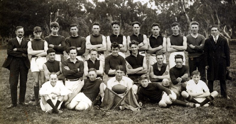 Bahgallah Football Team, near Casterton