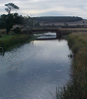 Crawford River at Hotspur looking west to the iron bridge, opened 1870